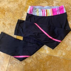 Lululemon 21” crop leggings with zip pocket